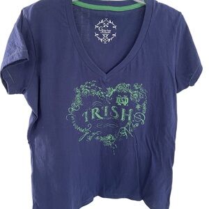 Notre Dame Fighting Irish T-Shirt with Green Print - Sz XL - NWT